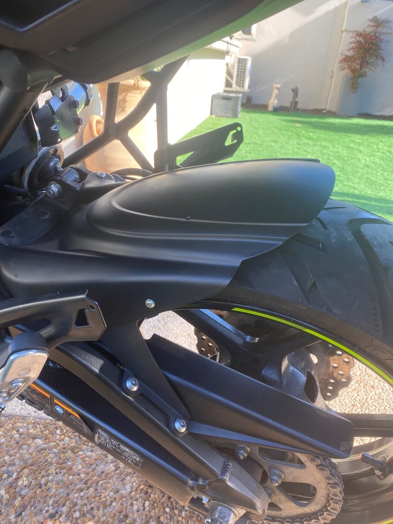 Midimttop Motorcycle for Versys 650 KLE 650 Rear Splash Guard Hugger Fender Cover Mudguard Mudflap Mud Flap for Versys 650 KLE650 20072024 Black